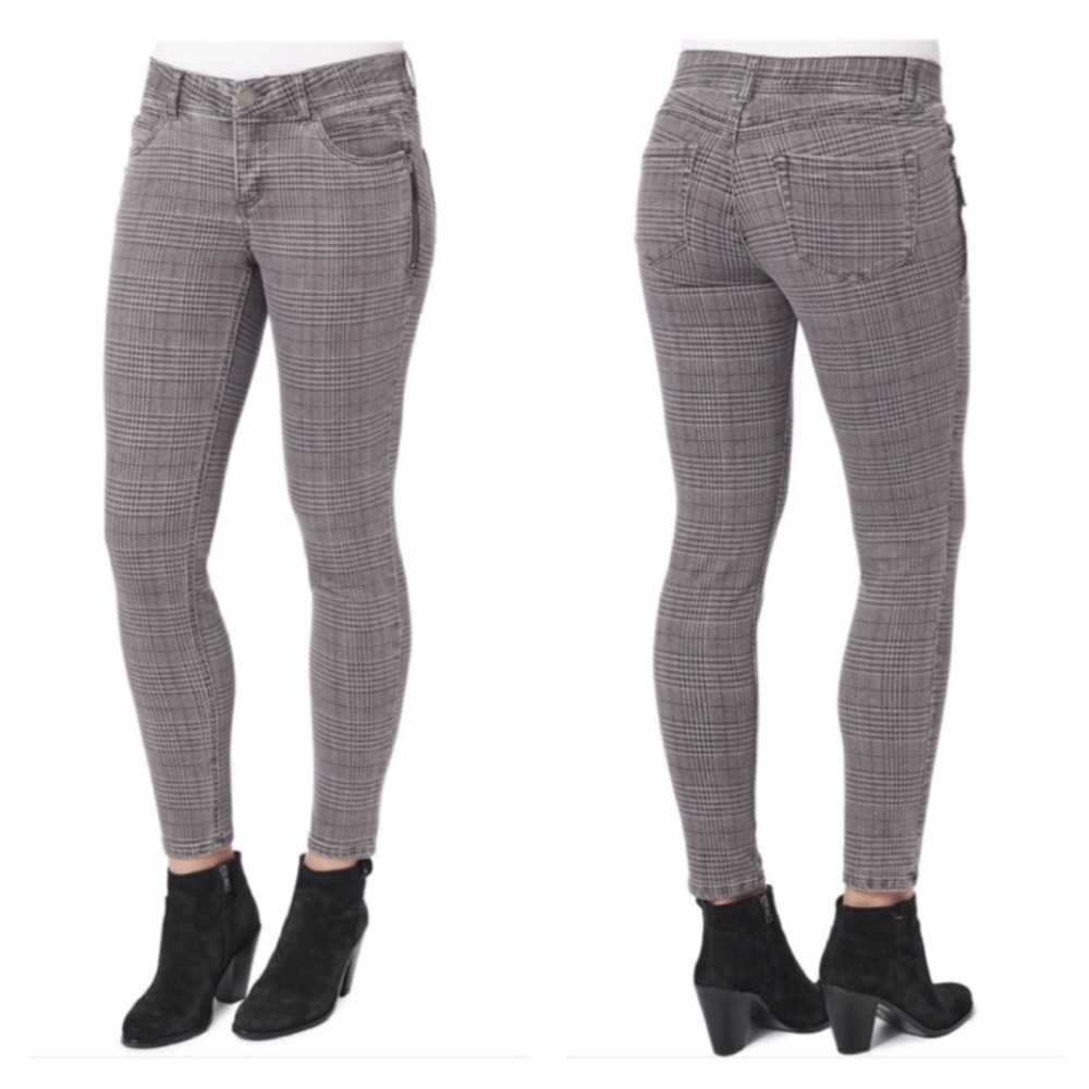 NWOT Democracy “Ab” solution Booty Lift Jegging